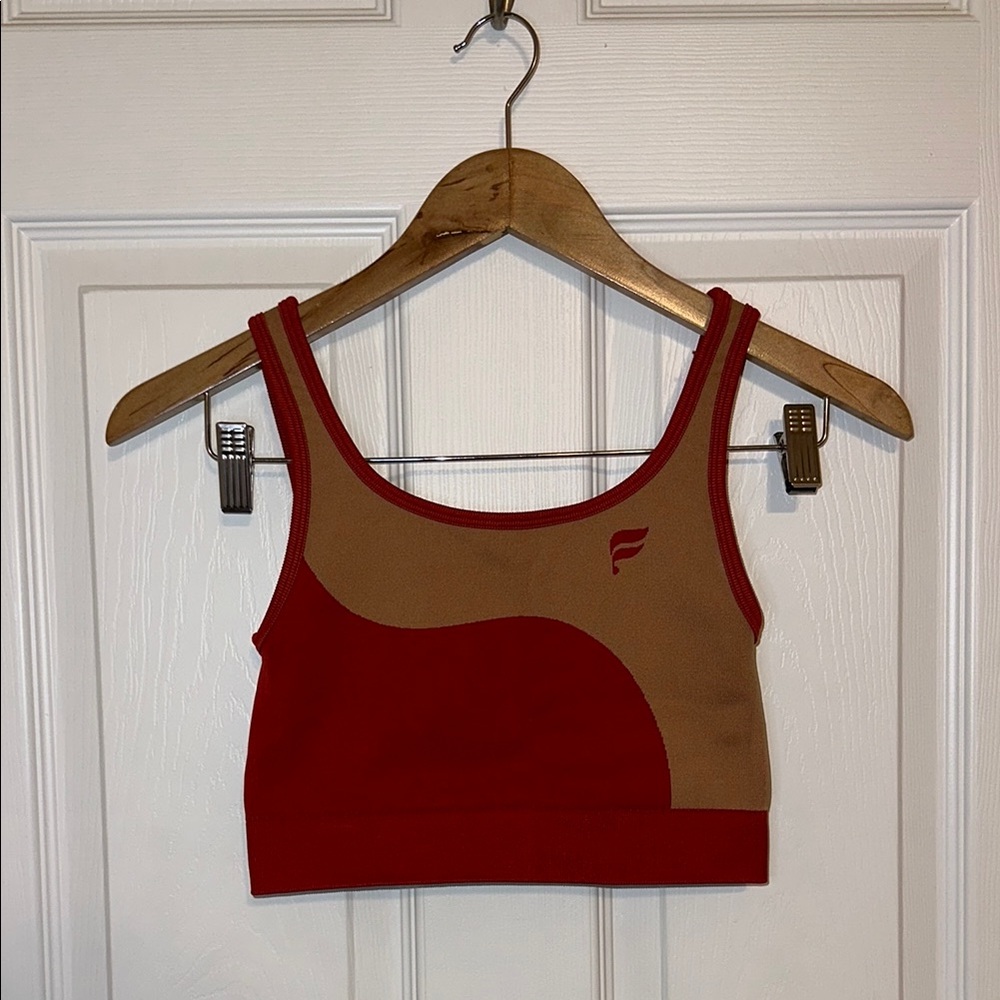 Fabletics workout set - Picture 2 of 5